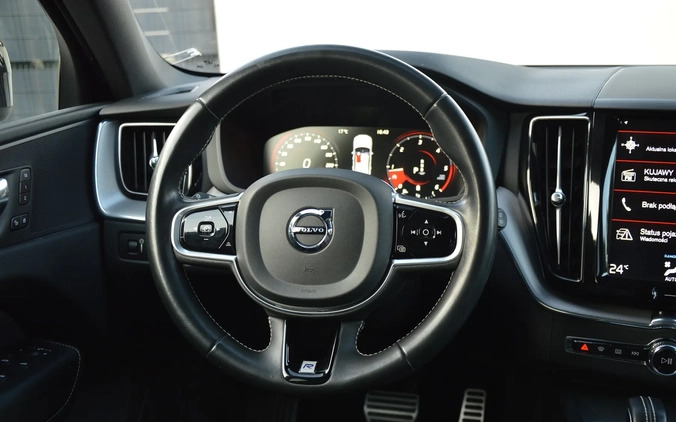 Volvo XC 60 cena 152900 przebieg: 133000, rok produkcji 2019 z Włocławek małe 379